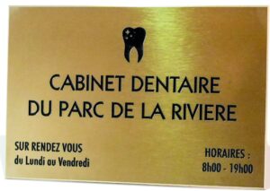 Plaque professionnelle en laiton